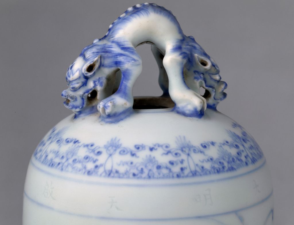 图片[2]-Blue and white arhat clock-China Archive